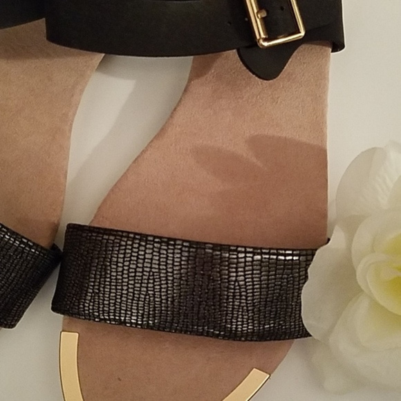 385 Fifth Black Sandals - Picture 5 of 7